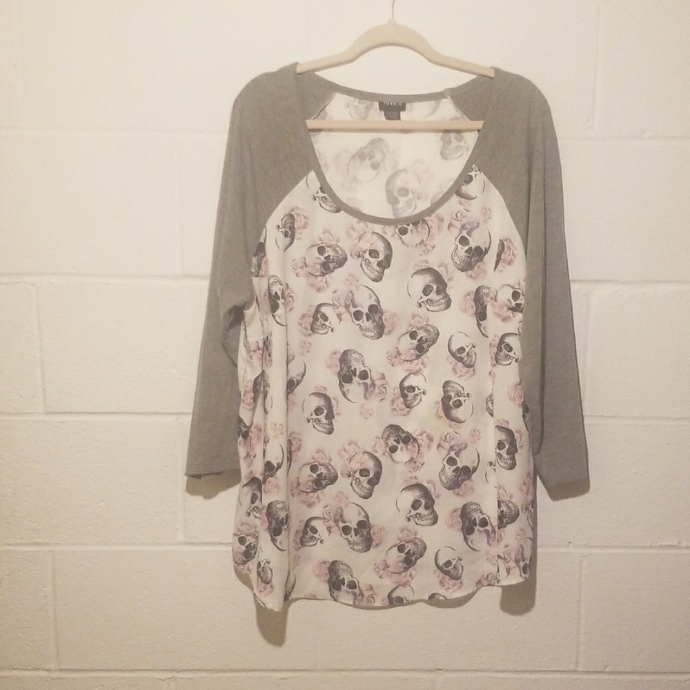 Torrid rose and skull blouse